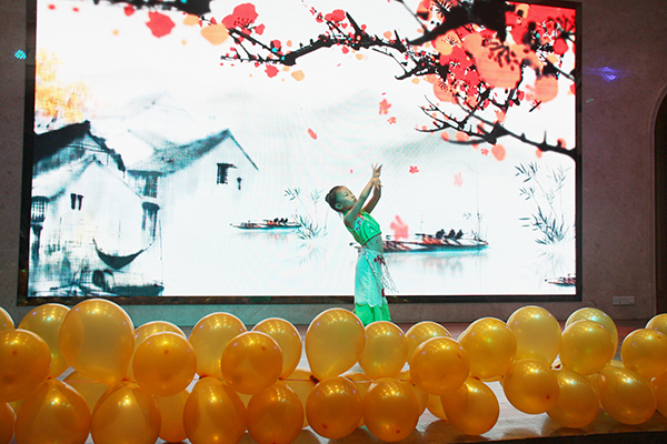 周欣然 拷贝.jpg